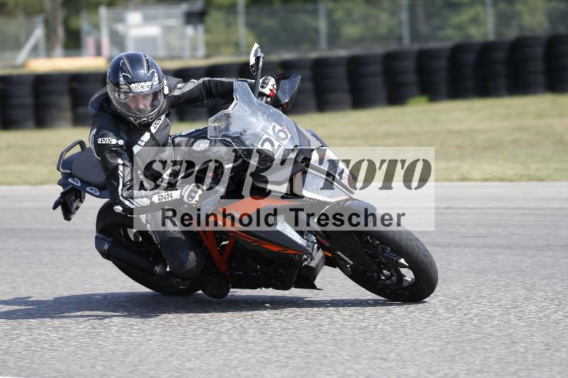 /Archiv-2025/49 26.08.2025 Cornu Master School ADR/gruen-vert/26